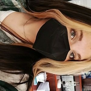 Meet your Posher, Alexis-kay